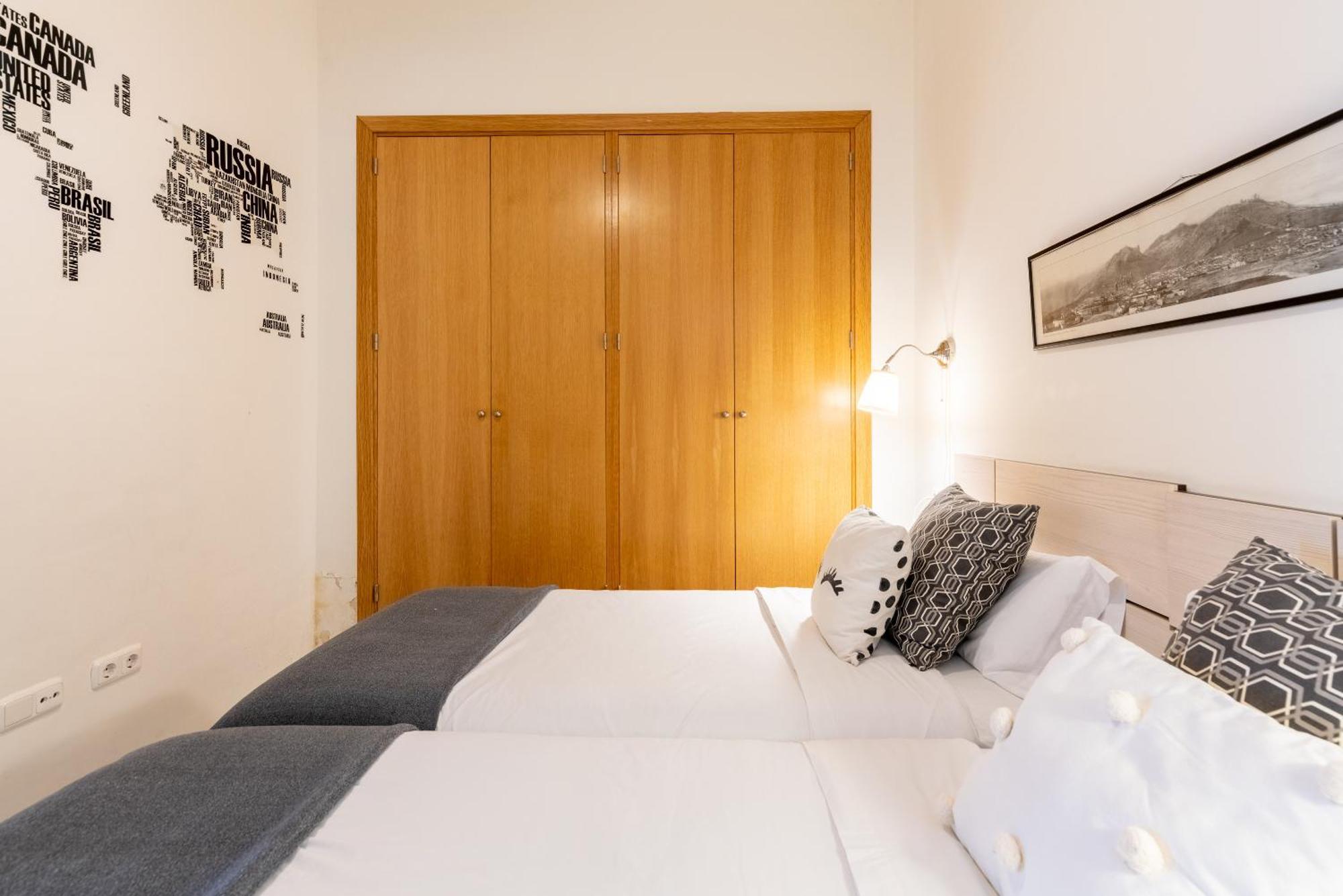 Arenal Maestranza Apartment — Photos 2